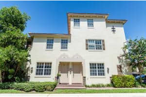 118 N Longport Cir APT A1, Delray Beach, FL 33444, Sold 08/12/16