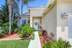 6588 Spring Meadow Dr, Greenacres, FL 33413, Sold 08/01/16