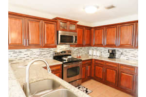 4049 Eastridge Cir, Pompano Beach, FL 33064, Sold 08/23/16