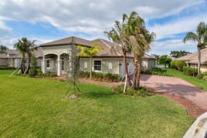 7913 SE Osprey St, Hobe Sound, FL 33455, Sold 03/24/17