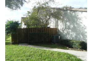 2040 Colonial Rd, Fort Pierce, FL 34950, Sold 09/22/16