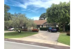 700 SW 18th St, Boca Raton, FL 33486, Sold 08/17/16