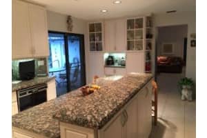 700 SW 18th St, Boca Raton, FL 33486, Sold 08/17/16