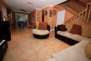 7363 Santa Monica Dr, Margate, FL 33063, Sold 08/19/16