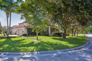 5528 American Cir, Delray Beach, FL 33484, Sold 01/27/17