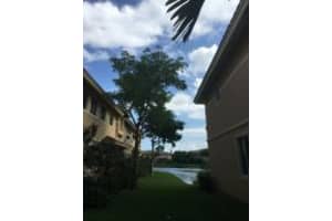 4263 Coventry Pointe Way, Lake Worth, FL 33461, Sold 09/09/16