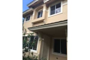 4263 Coventry Pointe Way, Lake Worth, FL 33461, Sold 09/09/16