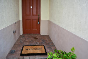 4726 S Prive Cir, Delray Beach, FL 33445, Sold 09/16/16