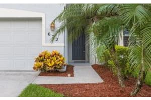 672 Carriage Lake Way, Vero Beach, FL 32968, Sold 09/30/16