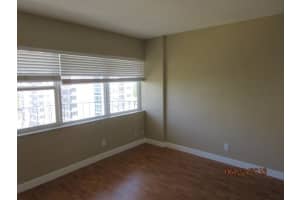 3250 NE 28th St, Fort Lauderdale, FL 33308, Sold 08/24/16