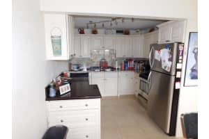 4011 Yarmouth C, Boca Raton, FL 33434, Sold 06/19/17