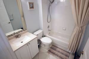 5025 S La Sedona Cir, Delray Beach, FL 33484, Sold 01/27/17