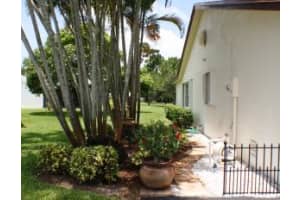 6122 Rainbow Cir, Greenacres, FL 33463, Sold 08/19/16