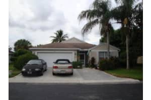 1741 Sawgrass Cir, Greenacres, FL 33413, Sold 08/29/16
