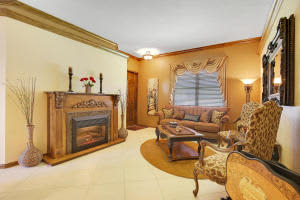 8003 NW 70th Ave, Parkland, FL 33067, Sold 08/29/16