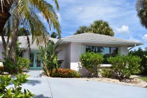 117 Queen Catherina Ct, Fort Pierce, FL 34949, Sold 08/30/16