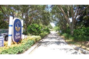10610 SE Jupiter Narrows Dr, Hobe Sound, FL 33455, Sold 10/13/16