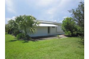 7288 E Oakridge Cir, Lantana, FL 33462, Sold 09/23/16