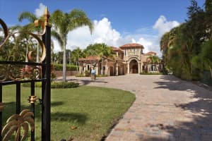 101 N Atlantic Dr, Lantana, FL 33462, Sold 07/24/17