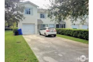 68 Fairway Ln, Royal Palm Beach, FL 33411, Sold 11/22/16