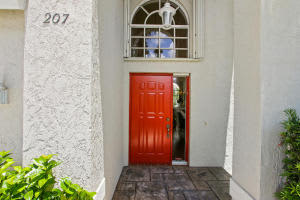 207 Pennock Trace Dr, Jupiter, FL 33458, Sold 08/30/16