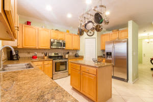 2796 S Evergreen Cir, Boynton Beach, FL 33426, Sold 08/18/16