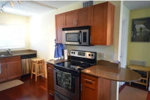 621 E Woolbright Rd, Boynton Beach, FL 33435, Sold 12/01/16