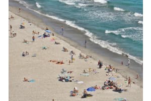 951 De Soto Rd, Boca Raton, FL 33432, Sold 09/01/17