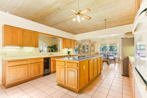 6282 Wood Lake Rd, Jupiter, FL 33458, Sold 02/03/17
