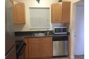 120 Sparrow Dr, Royal Palm Beach, FL 33411, Sold 10/04/16