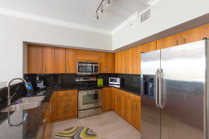 250 NE 3rd Ave, Delray Beach, FL 33444, Sold 02/01/17