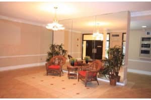 470 Executive Center Dr, West Palm Beach, FL 33401, Sold 01/04/17