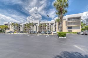 3525 S Ocean Blvd, South Palm Beach, FL 33480, Sold 03/31/17