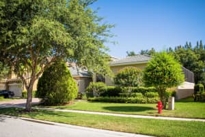 10443 Oak Meadow Ln, Lake Worth, FL 33449, Sold 02/24/17