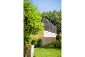 10443 Oak Meadow Ln, Lake Worth, FL 33449, Sold 02/24/17