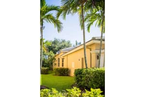 10443 Oak Meadow Ln, Lake Worth, FL 33449, Sold 02/24/17