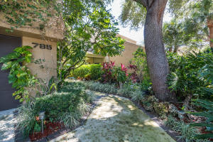785 St Albans Dr, Boca Raton, FL 33486, Sold 09/15/16