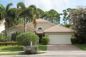 216 Lone Pine Dr, Palm Beach Gardens, FL 33410, Sold 10/26/16