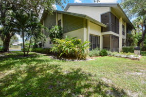 5250 SE Seascape Way, Stuart, FL 34997, Sold 09/09/16