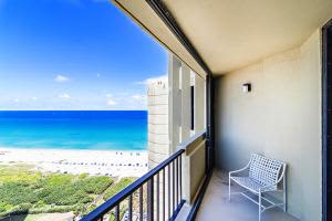 2800 N Ocean Dr, Riviera Beach, FL 33404, Sold 11/22/16