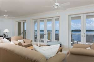 MLS# R10254446, Vero Beach, Florida 32960