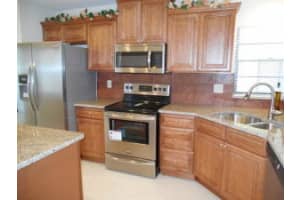 3900 NW 10th St, Delray Beach, FL 33445, Sold 09/09/16