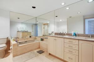 2275 S Ocean Blvd #206n, Palm Beach, FL 33480, Sold 08/05/16