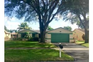 9519 Saddlebrook Dr, Boca Raton, FL 33496, Sold 09/29/16