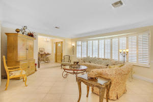 1071 NW 3rd St, Boca Raton, FL 33486, Sold 10/13/16