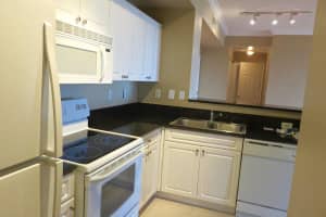 651 Okeechobee Blvd, West Palm Beach, FL 33401, Sold 04/28/17