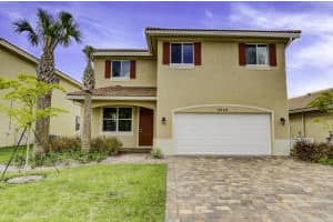 4810 Conifer Ct, Greenacres, FL 33463, Sold 12/29/16