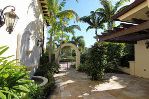 4681 SE Waterford Dr, Stuart, FL 34997, Sold 12/01/16