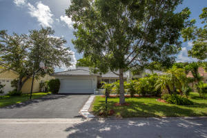 4533 NW 88th Terrace, Coral Springs, FL 33065, Sold 10/13/16