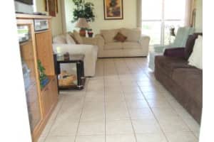 309 Circle Dr S, Boynton Beach, FL 33435, Sold 09/21/16